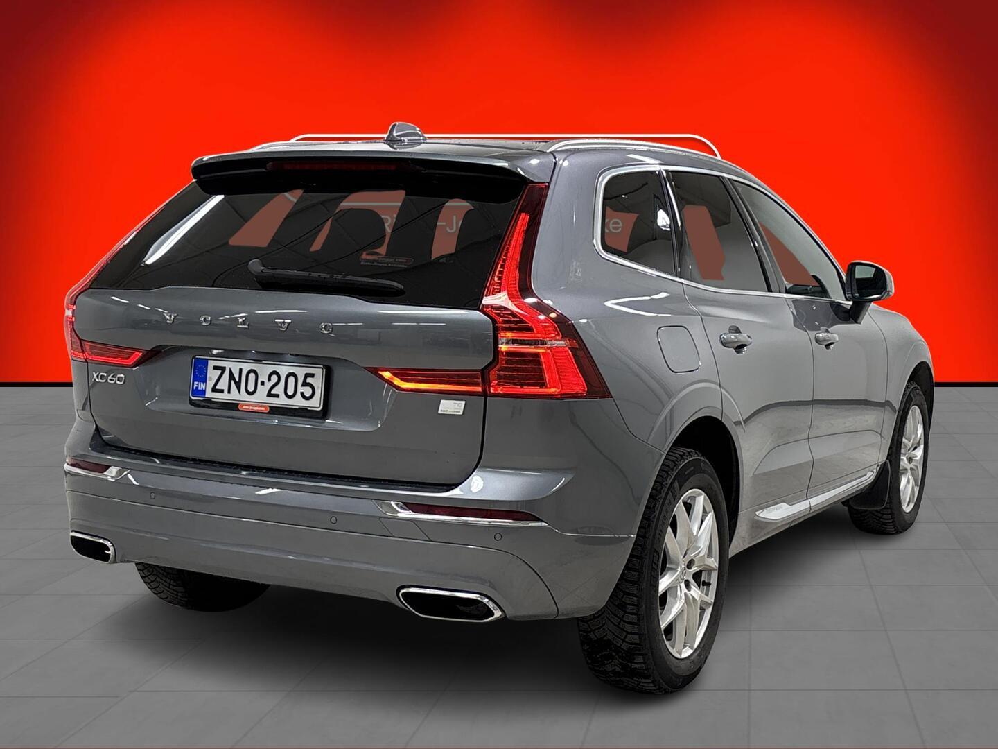 VOLVO XC60 2021