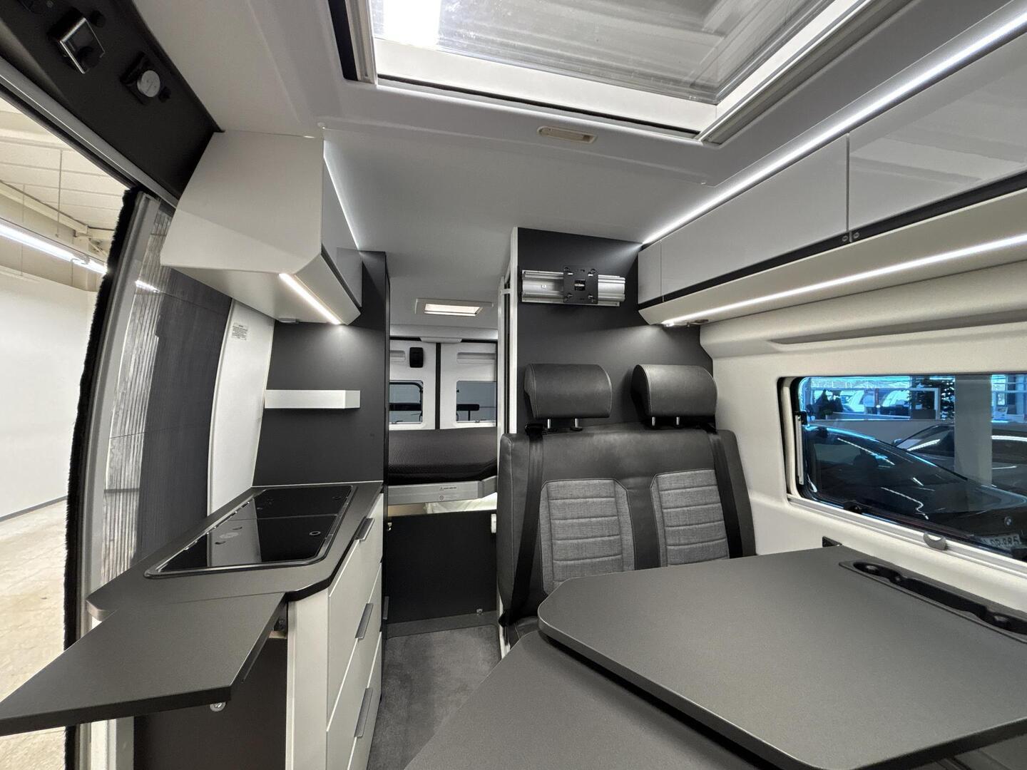 ADRIA Twin 640 SGX Supreme 2023