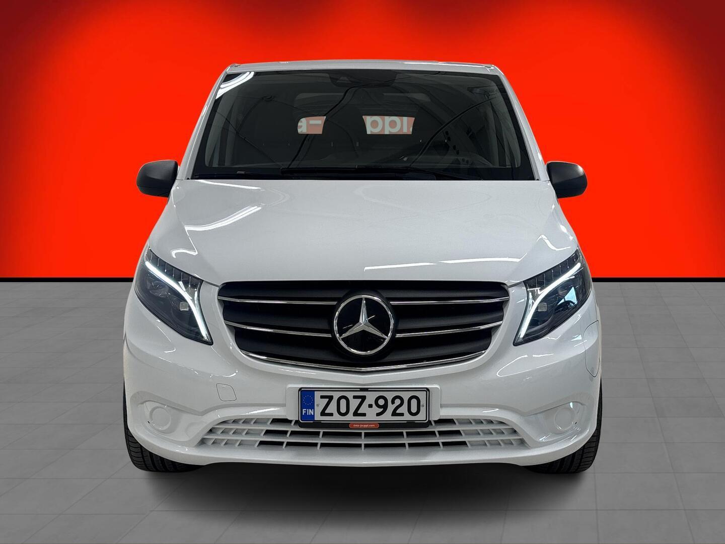 MERCEDES-BENZ Vito 2023