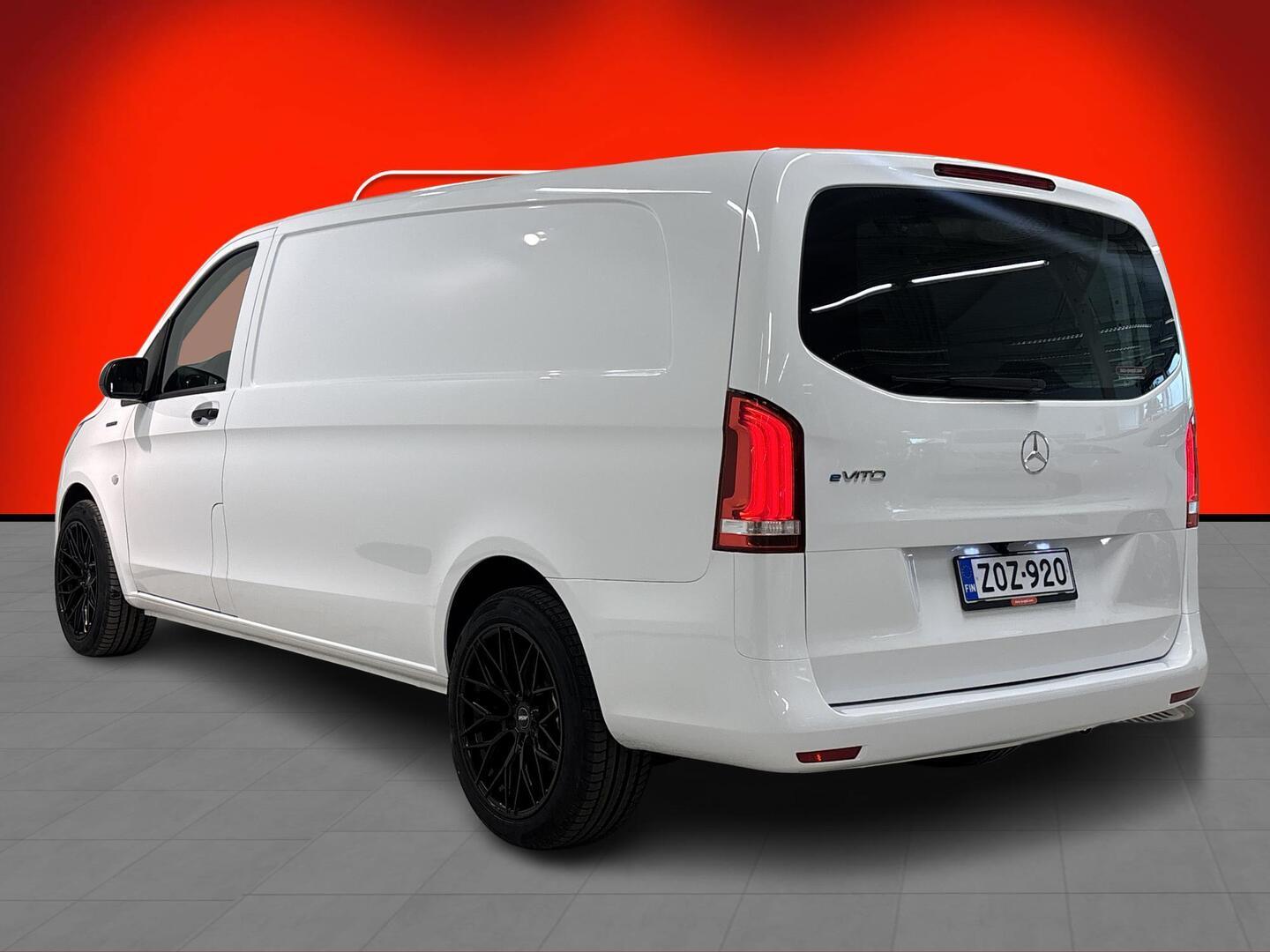 MERCEDES-BENZ Vito 2023
