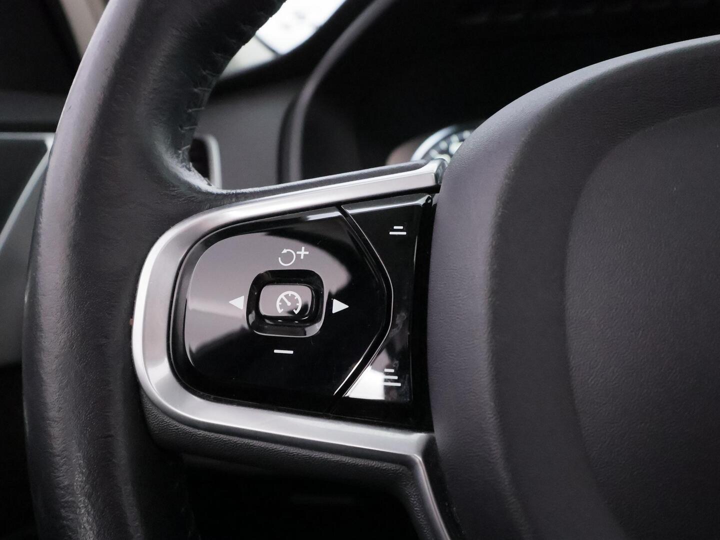 VOLVO XC90 2018