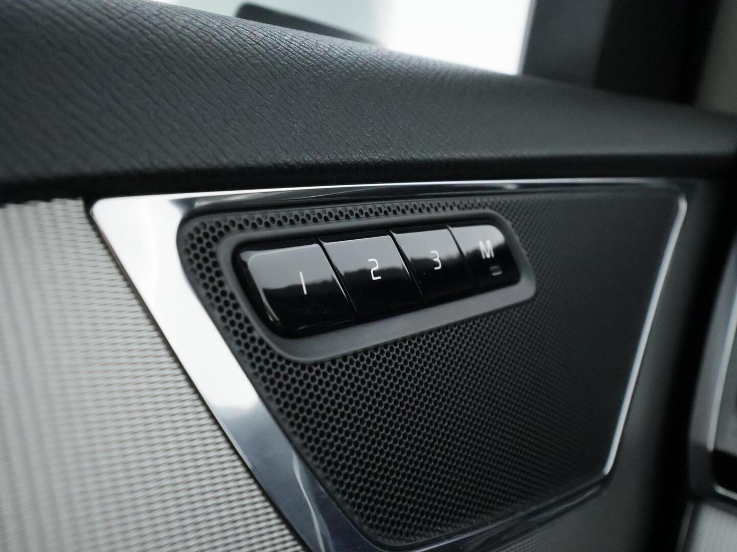 VOLVO XC90 2018