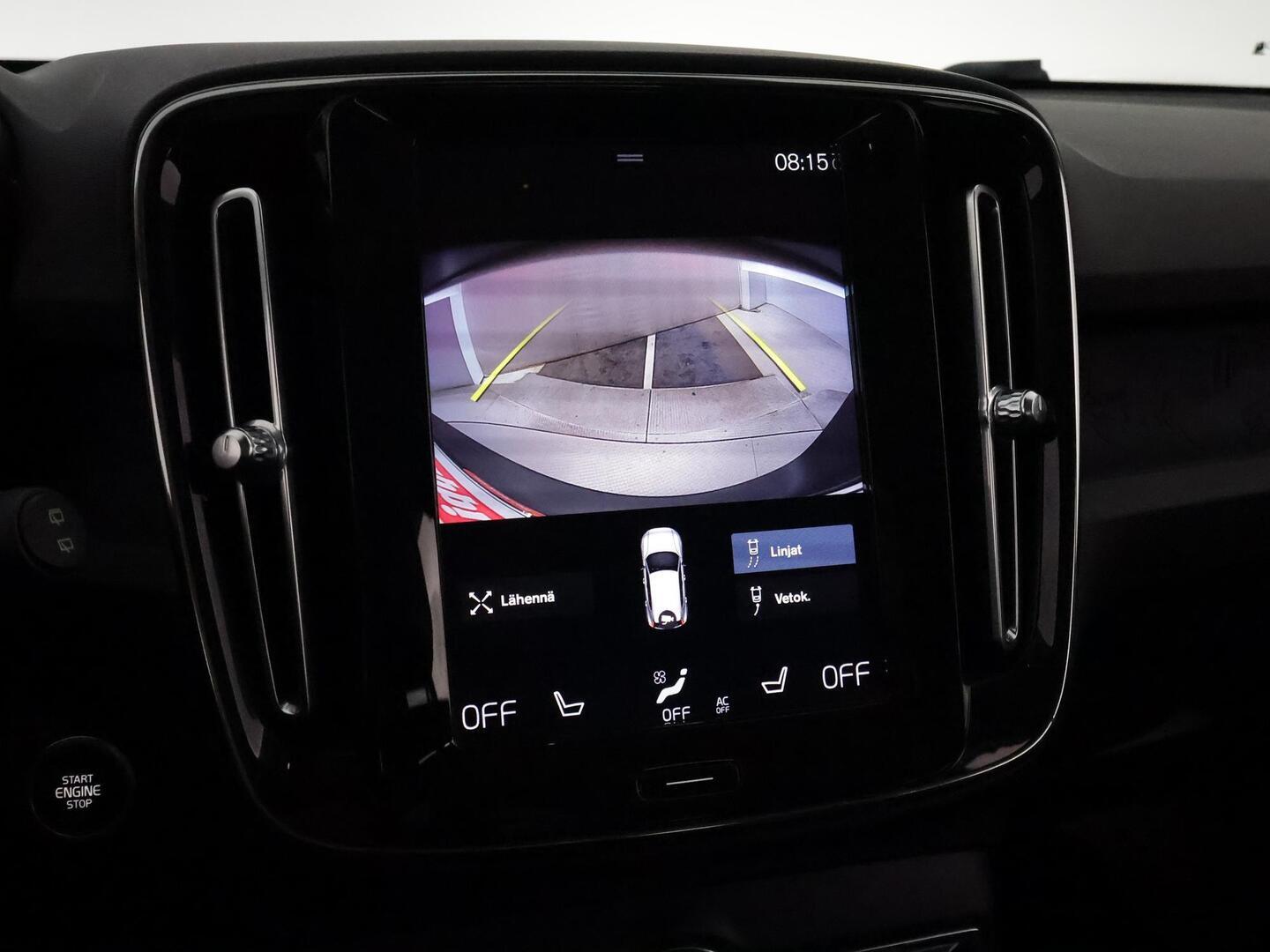 VOLVO XC40 2019