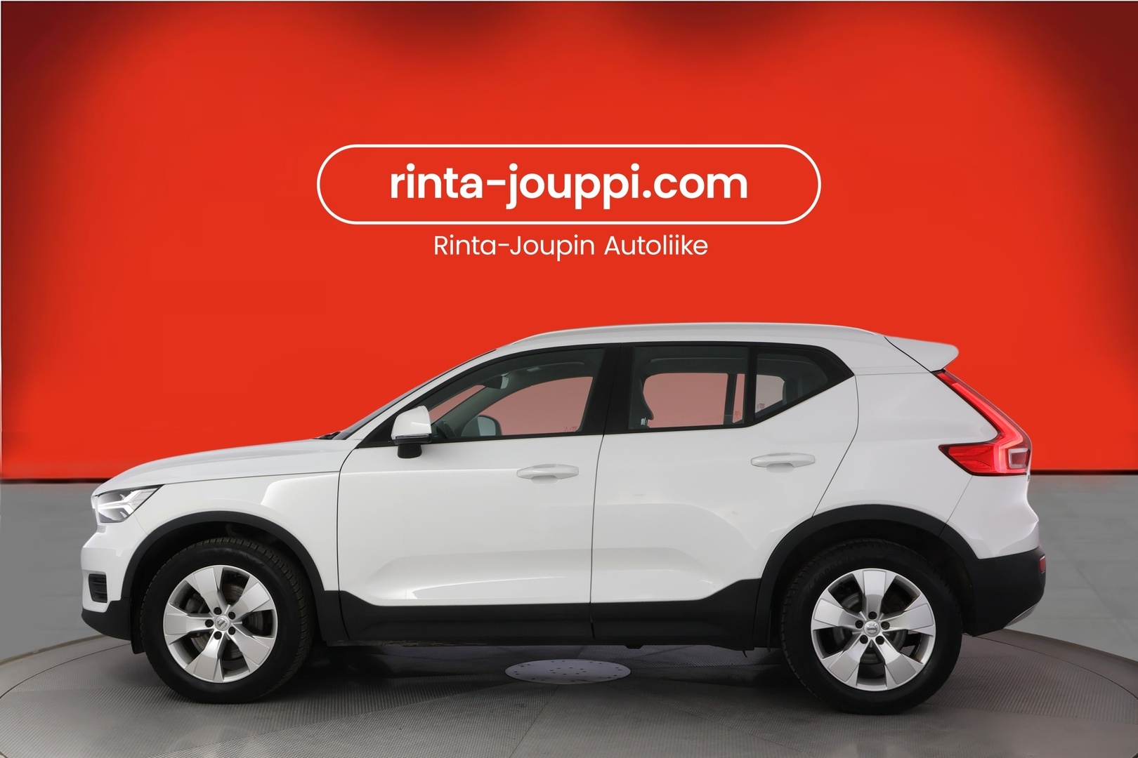 VOLVO XC40 2019