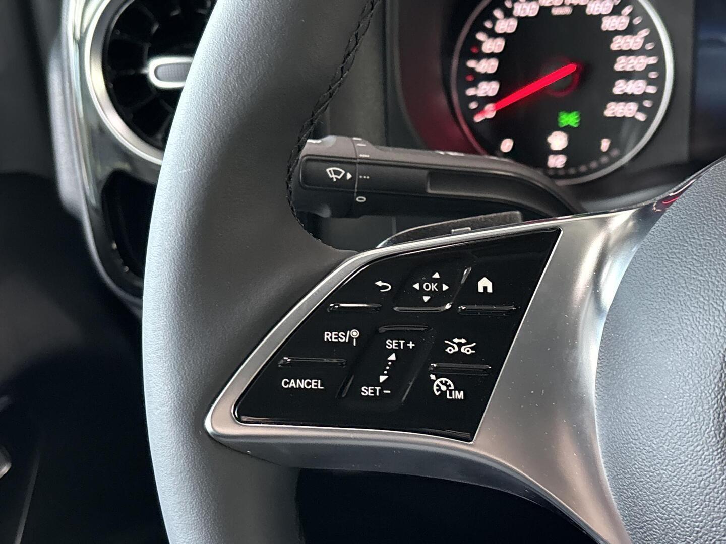 MERCEDES-BENZ VITO 2025