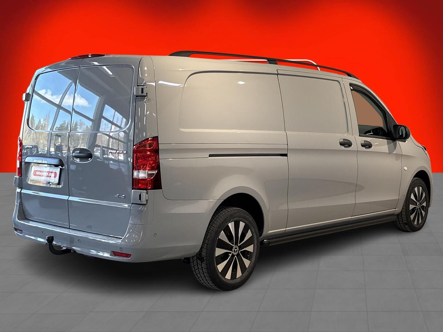 MERCEDES-BENZ VITO 2025