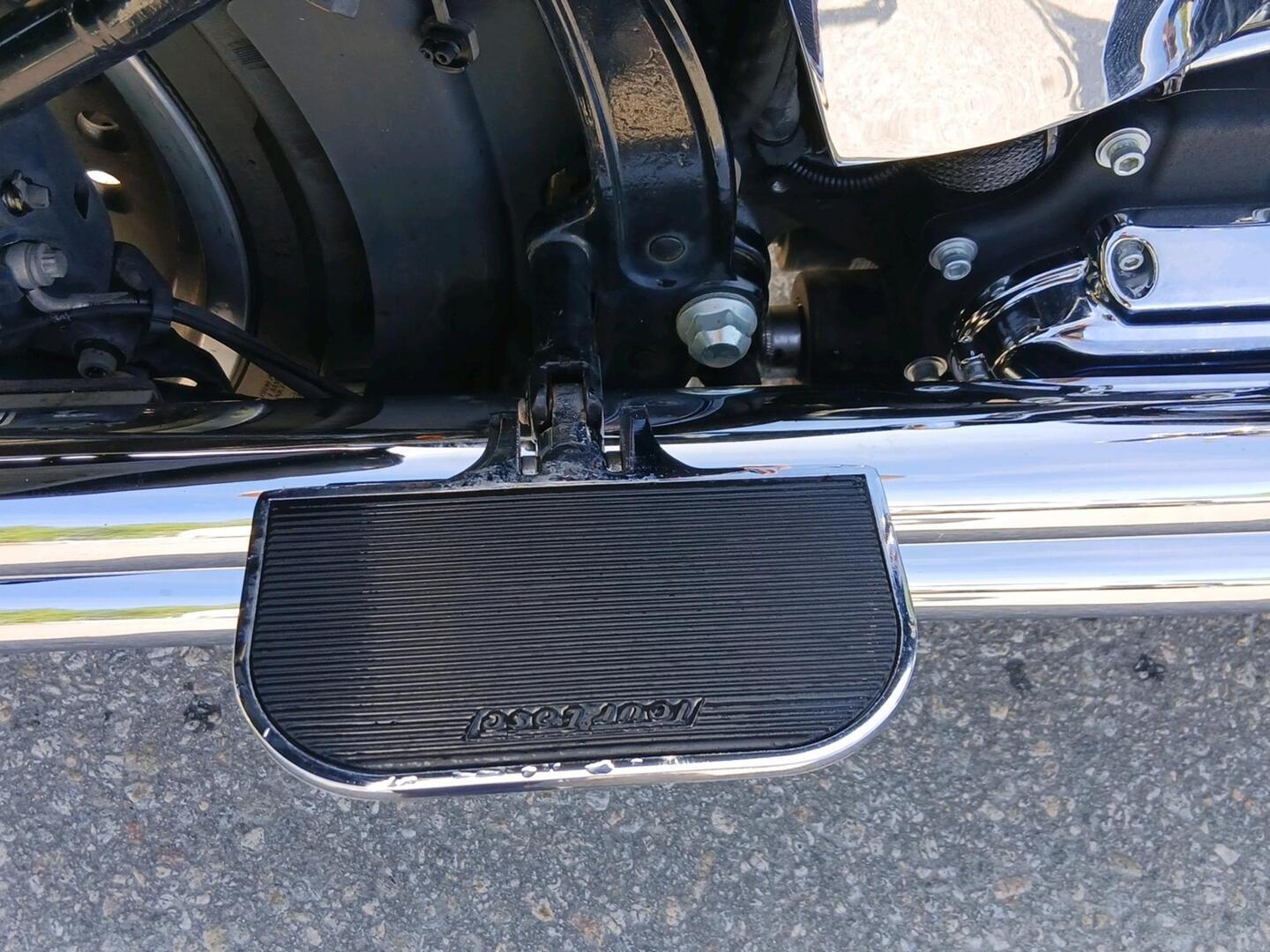 HARLEY-DAVIDSON SOFTAIL 2013