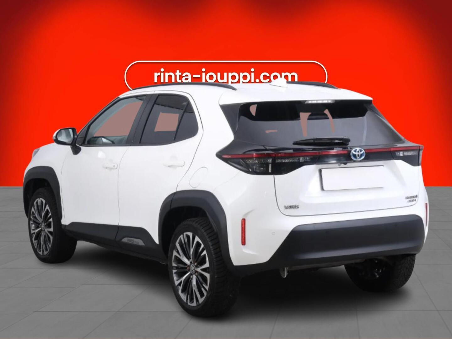 TOYOTA YARIS CROSS 2023
