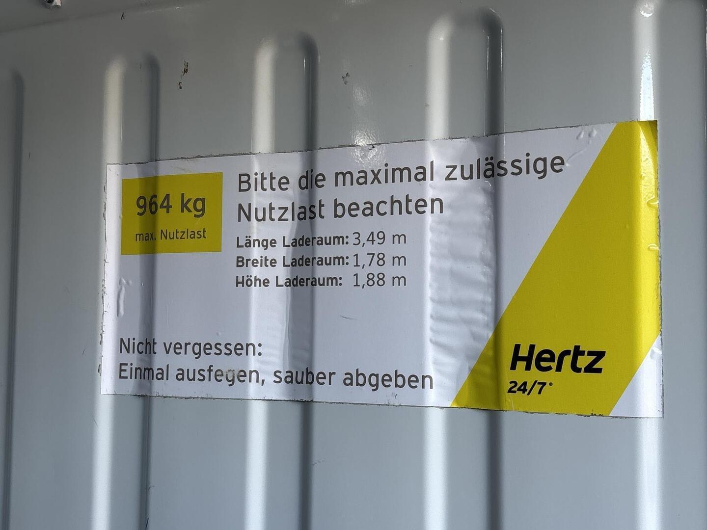 MAXUS DELIVER 9 2022