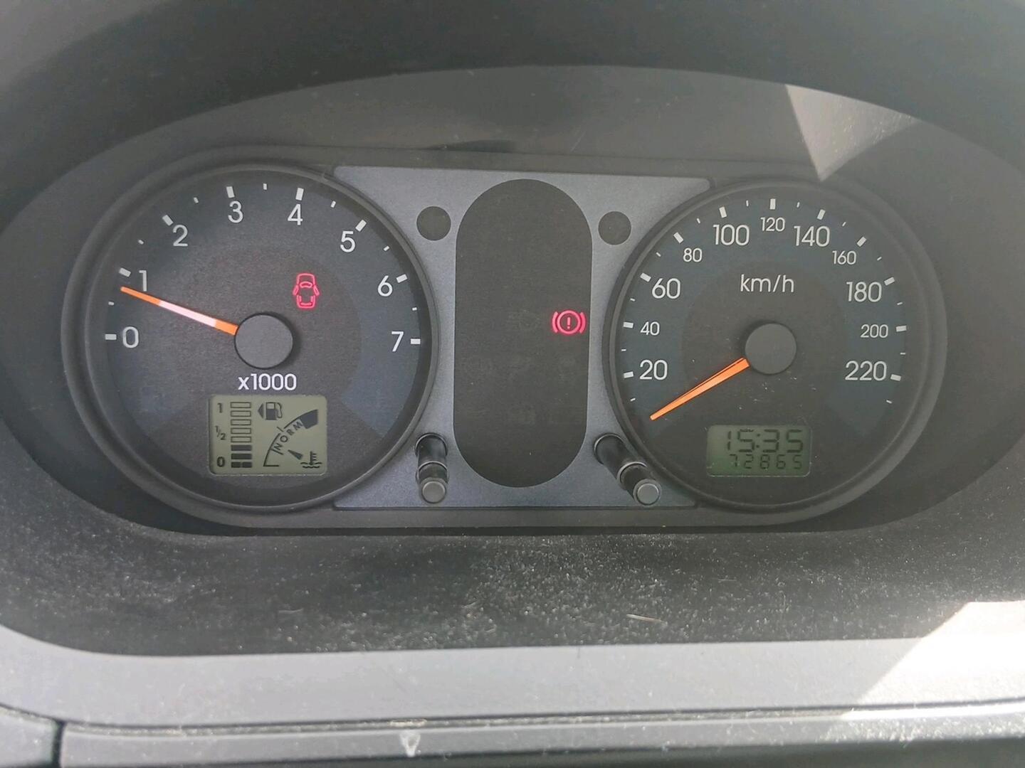 FORD Fiesta 2003