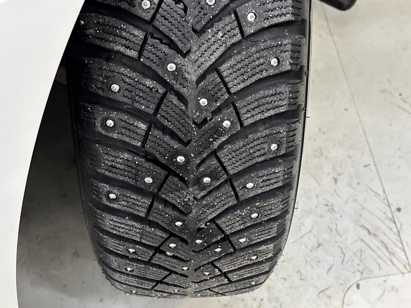 VOLKSWAGEN Polo 2010