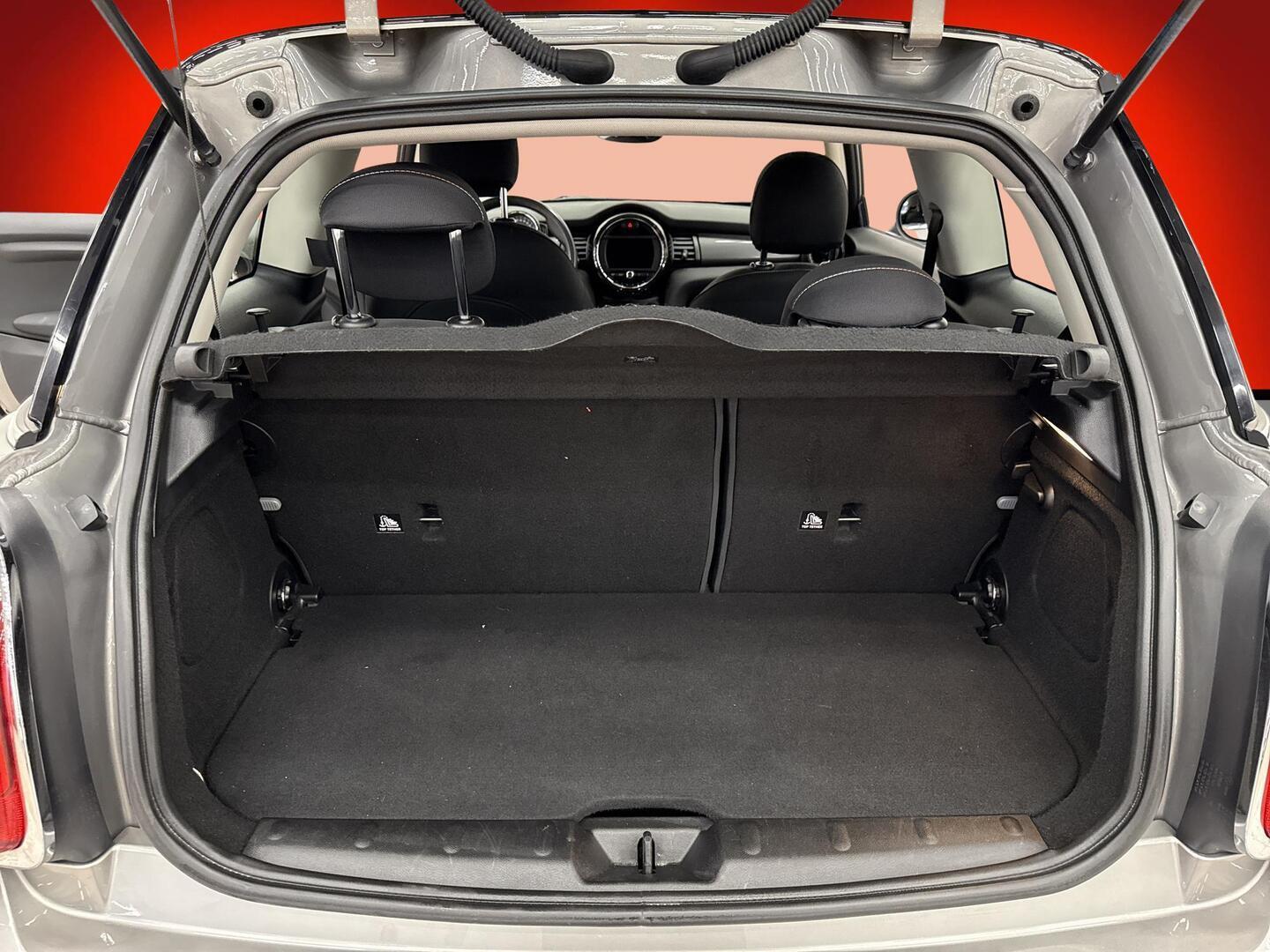 MINI Hatchback 2019