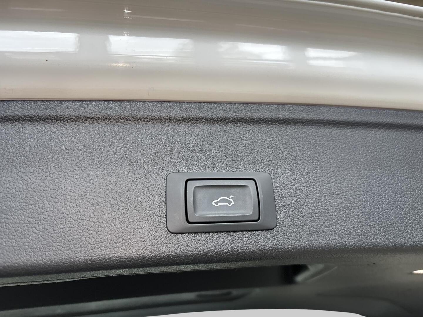 AUDI A4 allroad quattro 2018