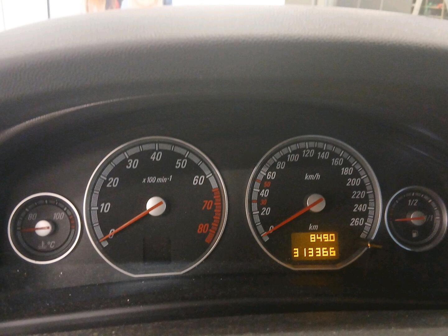 OPEL Vectra 2004