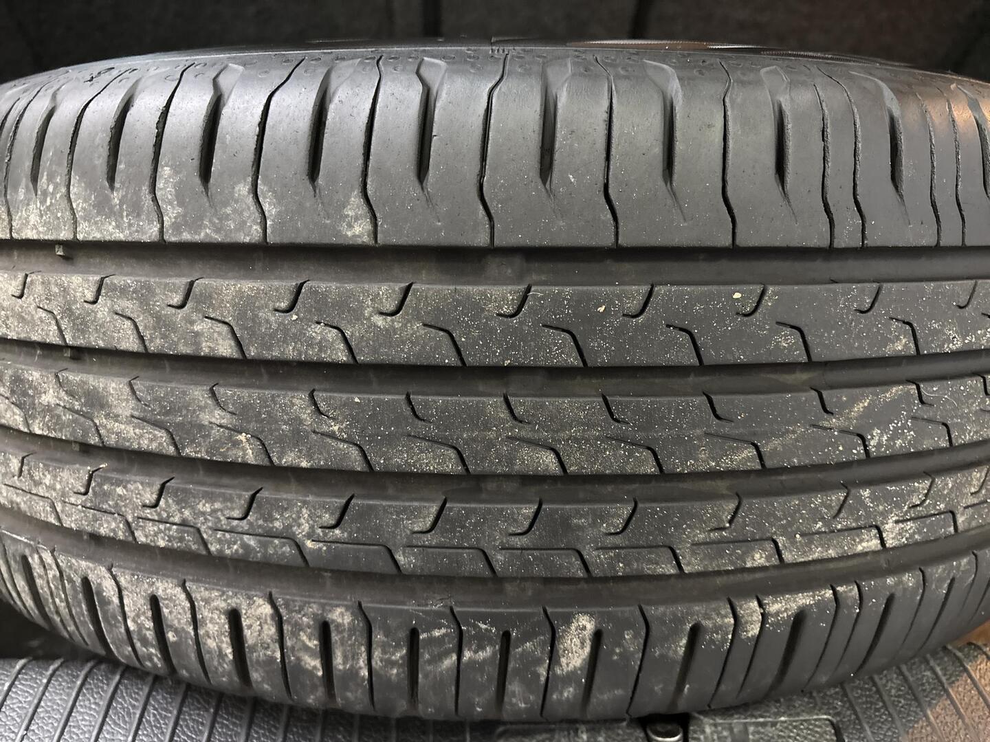 VOLKSWAGEN Golf 2012