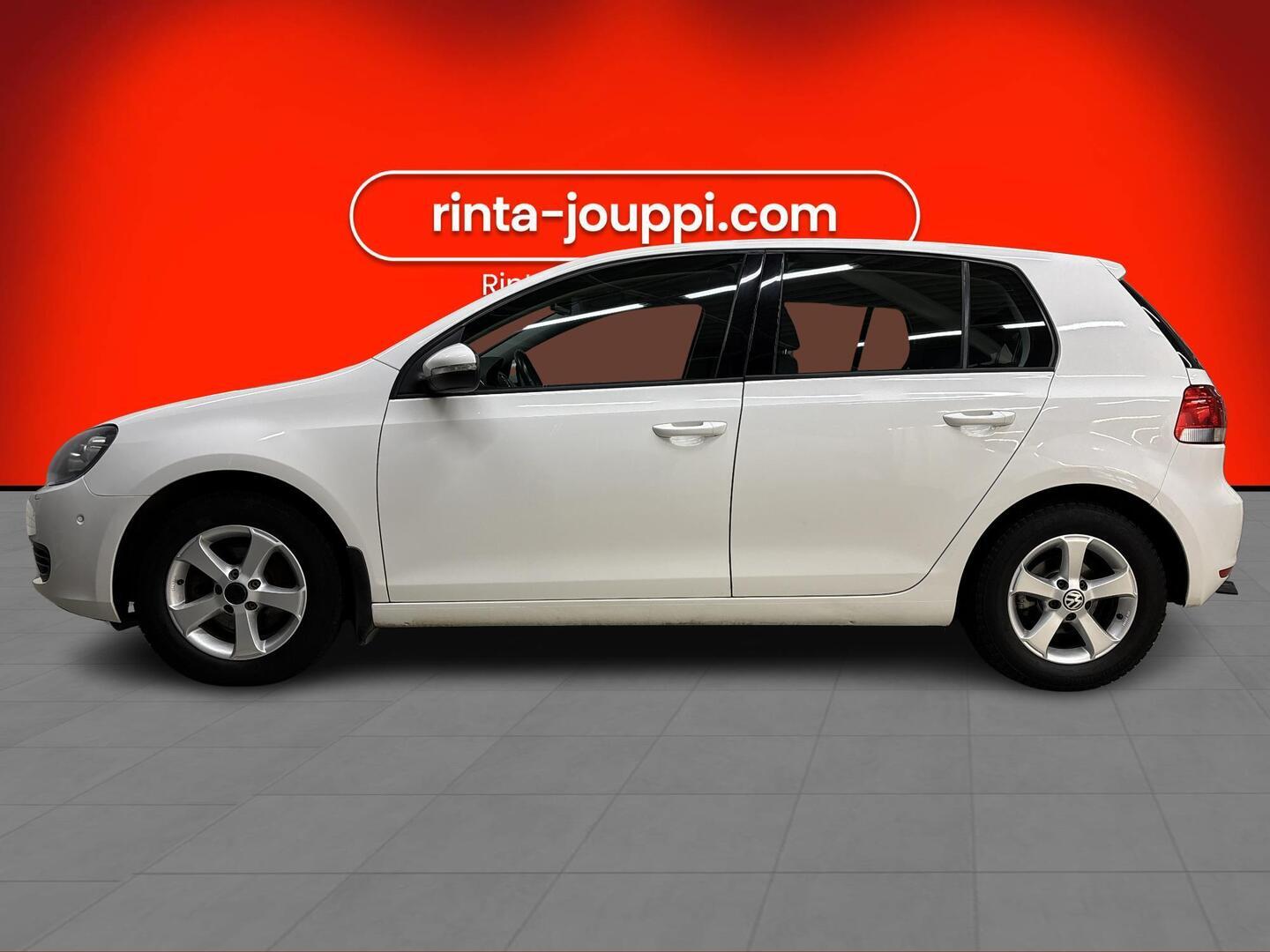 VOLKSWAGEN Golf 2012