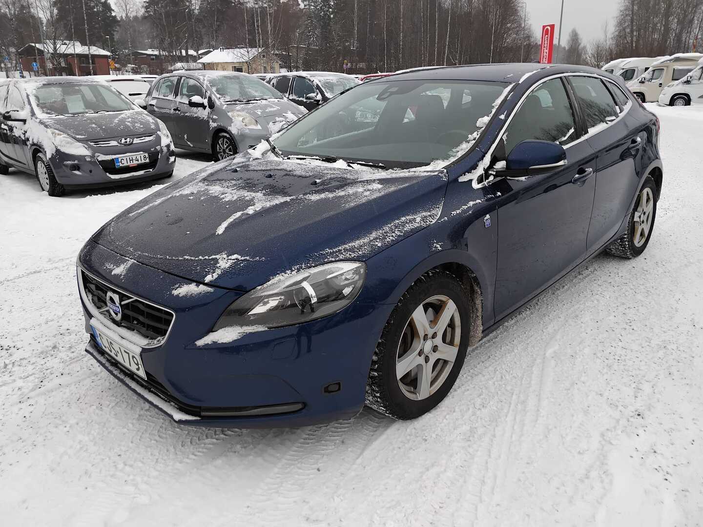 VOLVO V40 2014