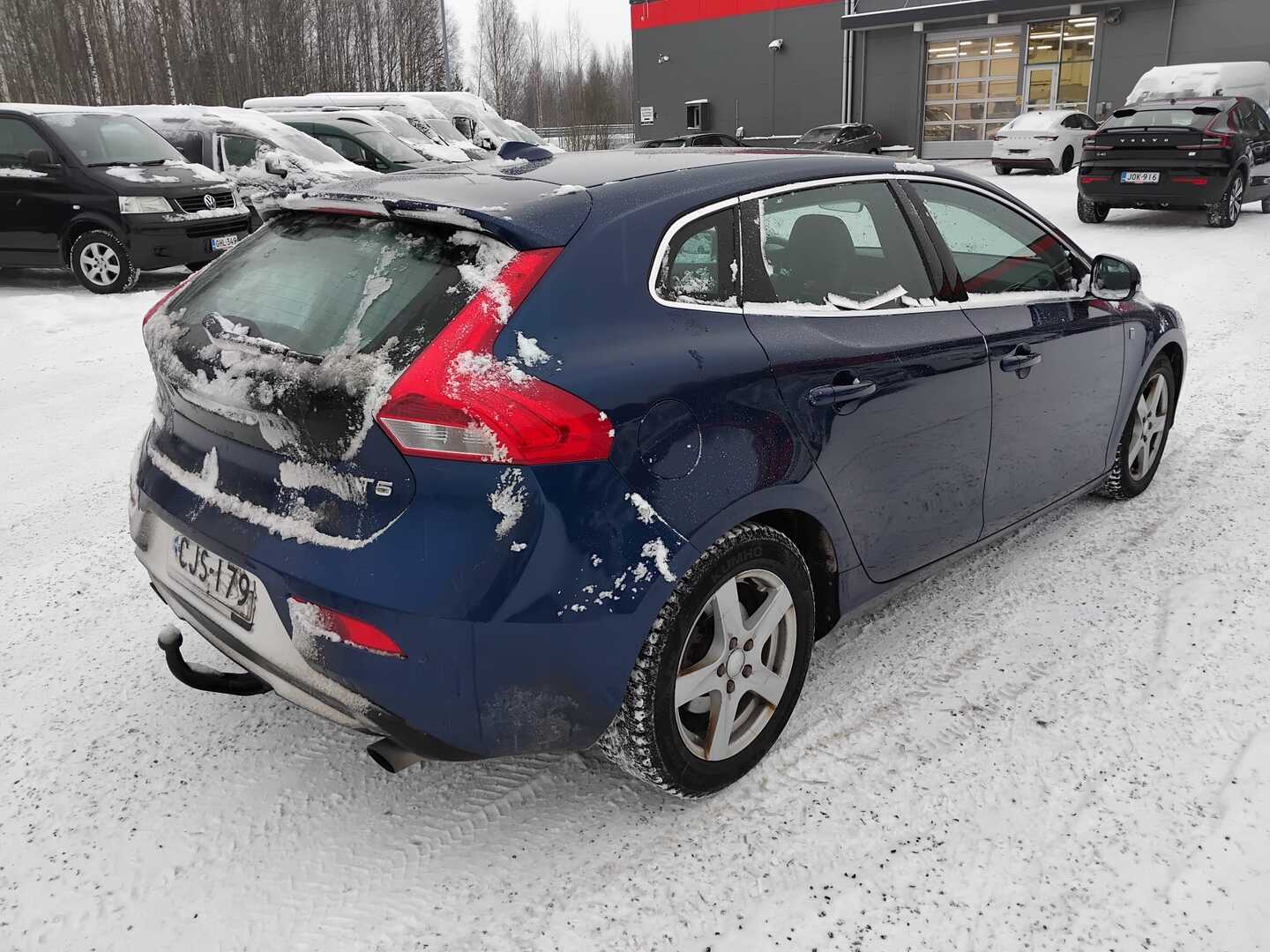 VOLVO V40 2014