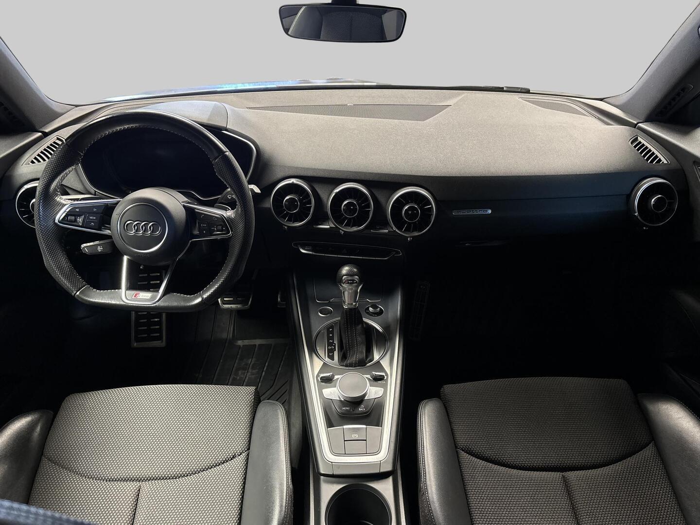 AUDI TT 2015