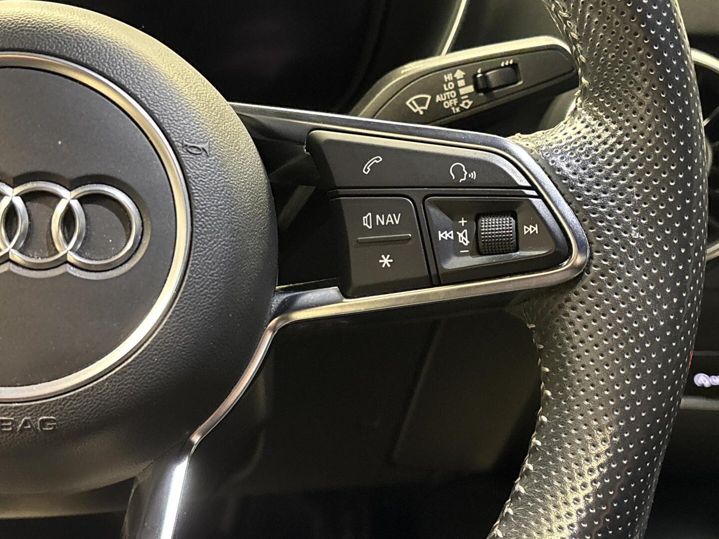 AUDI TT 2015
