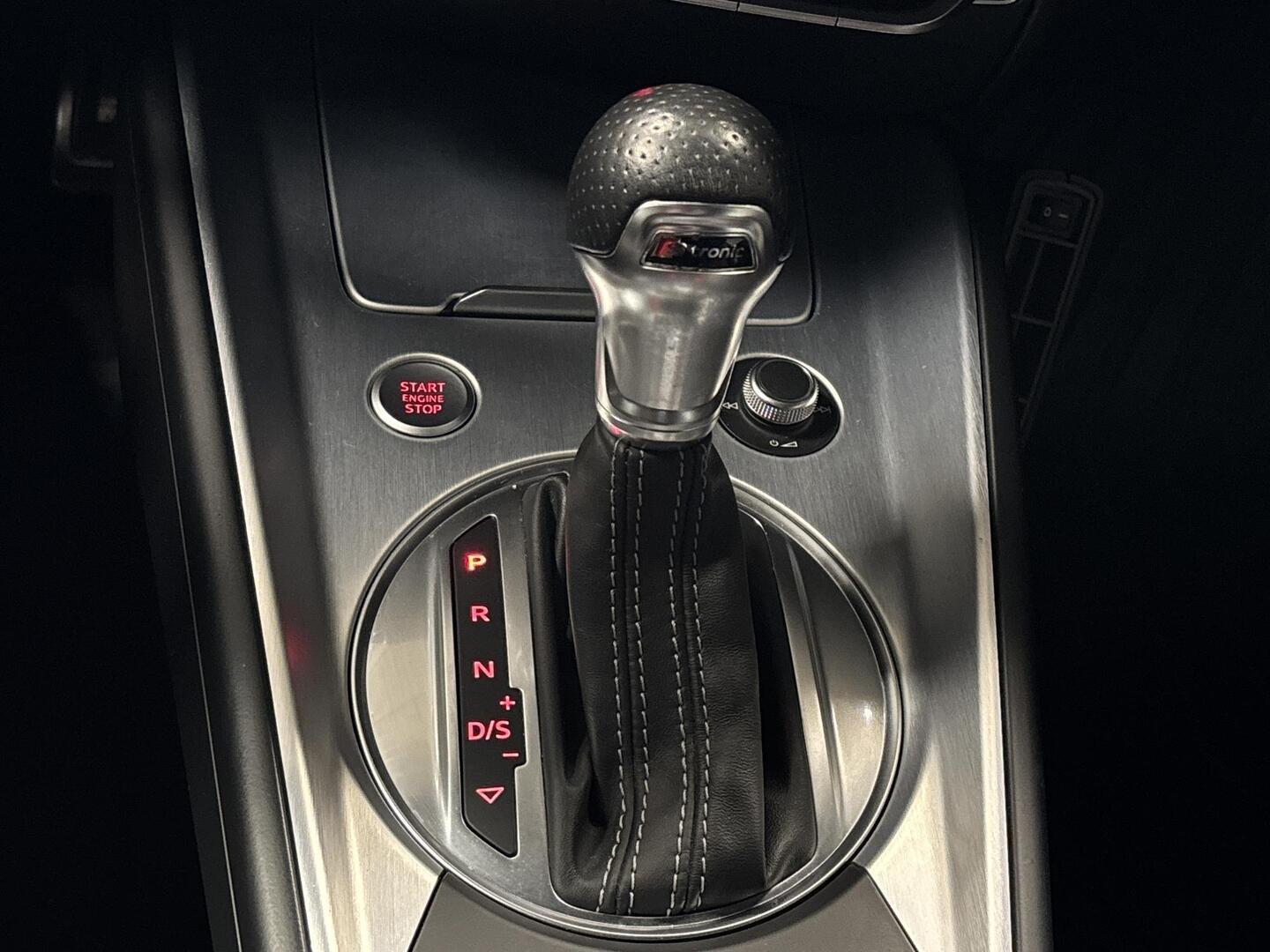 AUDI TT 2015