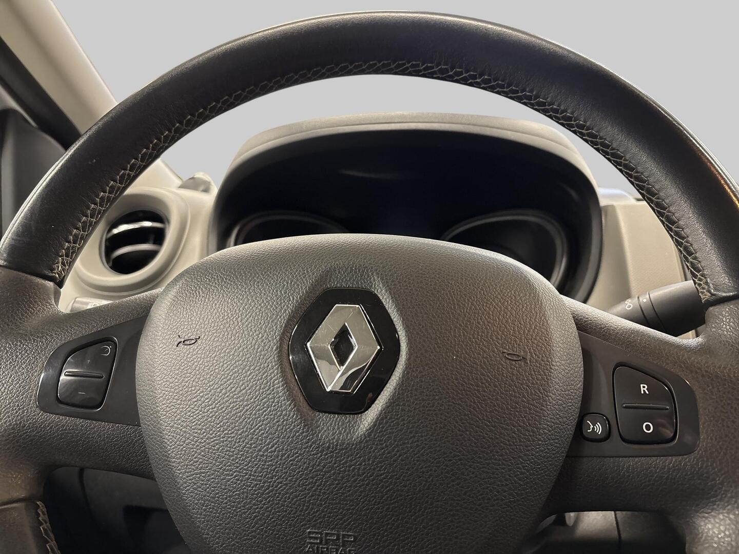 RENAULT Trafic 2019