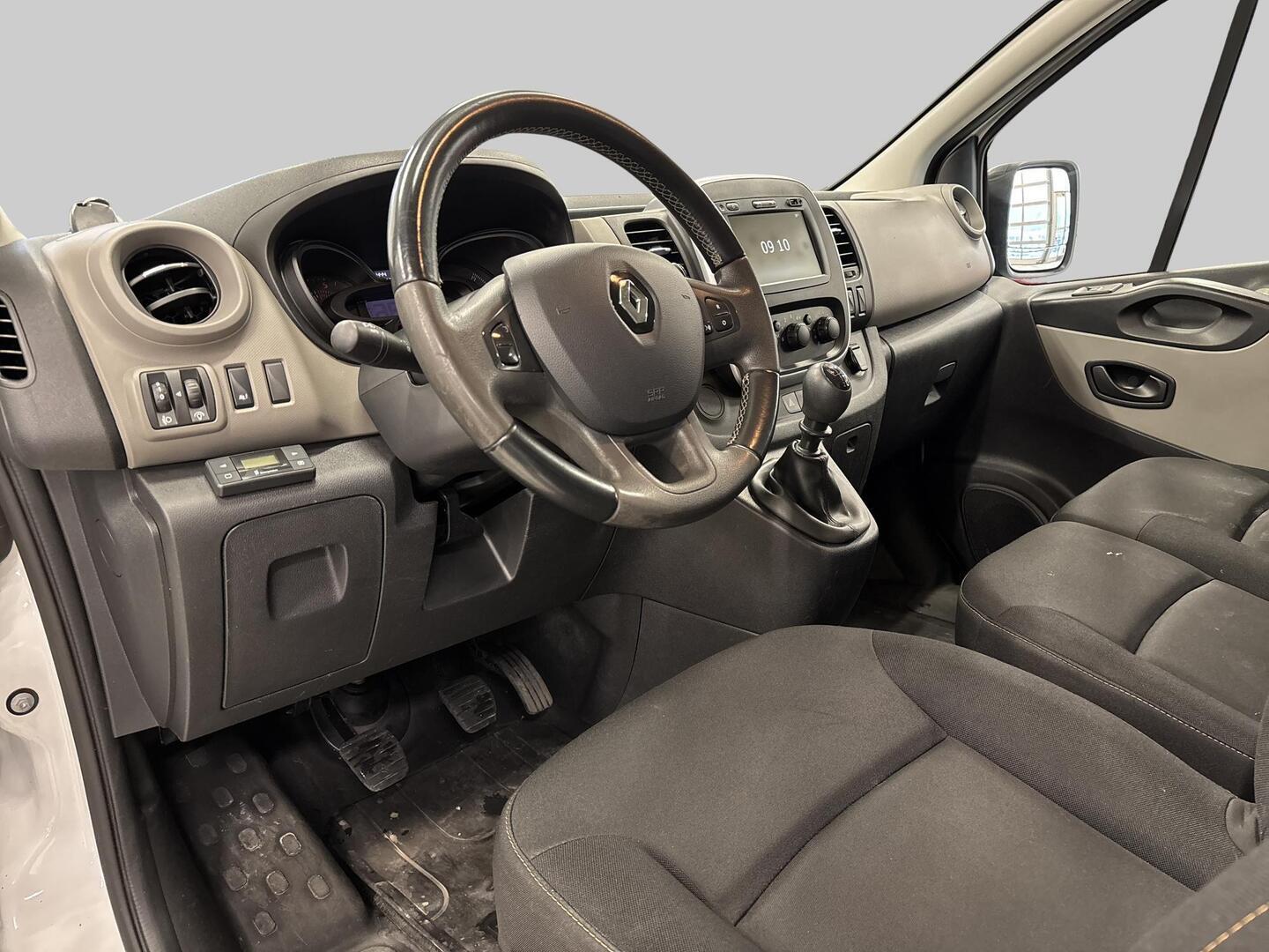 RENAULT Trafic 2019