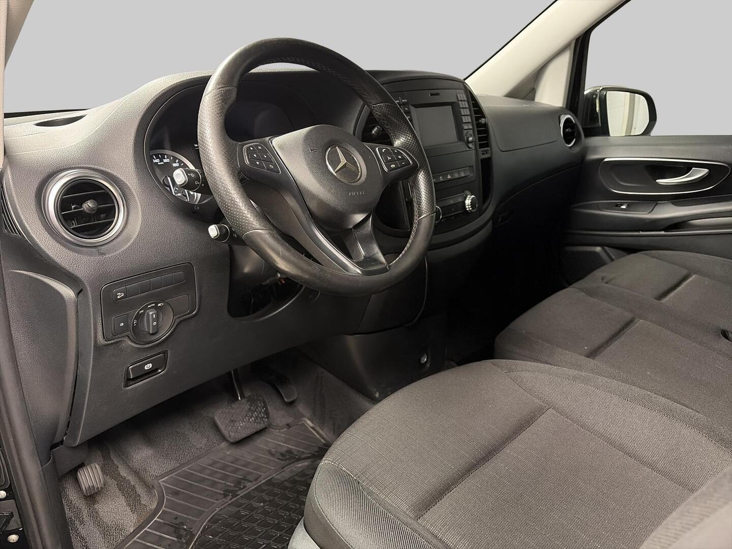 MERCEDES-BENZ Vito 2019
