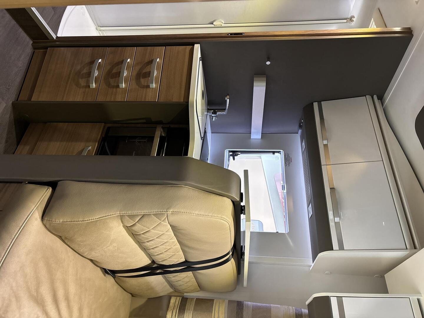 ADRIA MATRIX M 670 SL Plus 2019