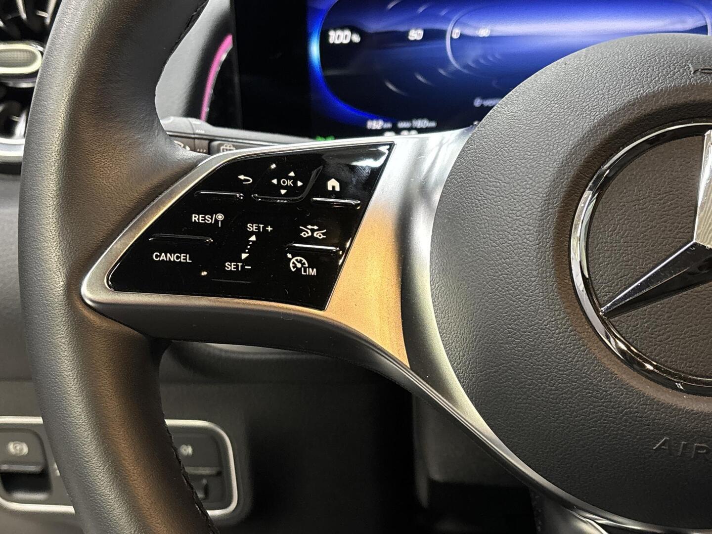 MERCEDES-BENZ EQB 2024