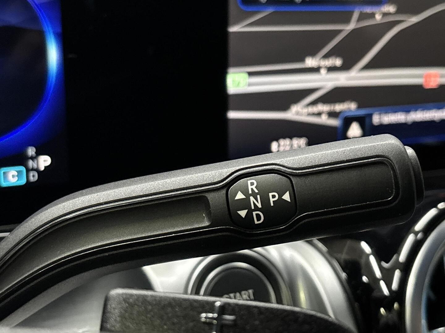MERCEDES-BENZ EQB 2024