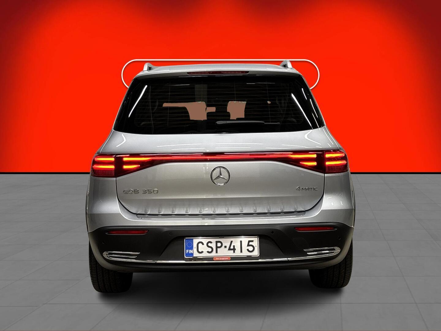 MERCEDES-BENZ EQB 2024