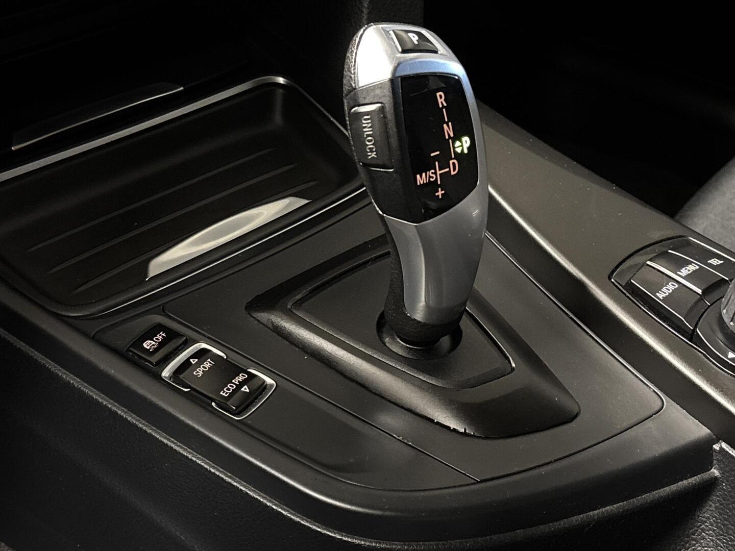 BMW 320 2013
