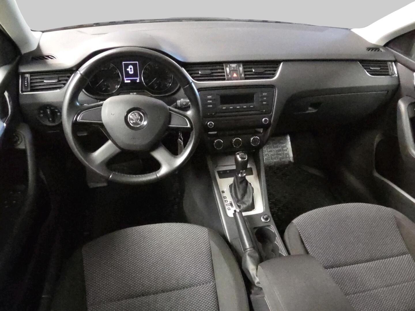 SKODA Octavia 2014