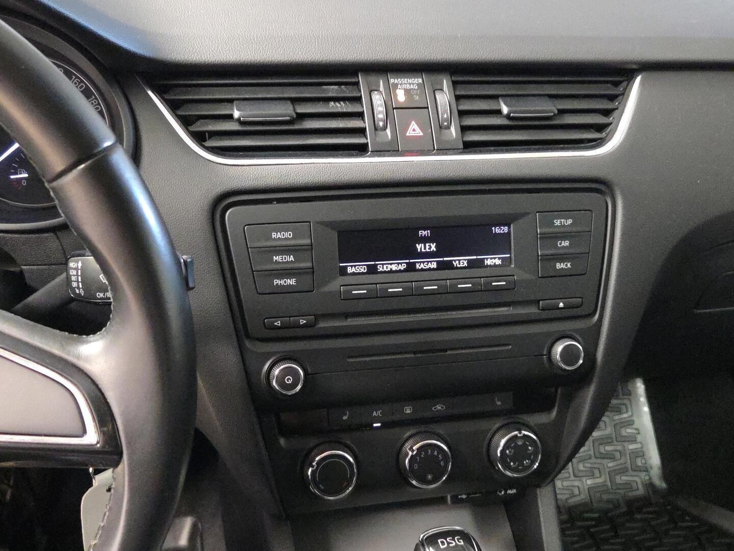 SKODA Octavia 2014