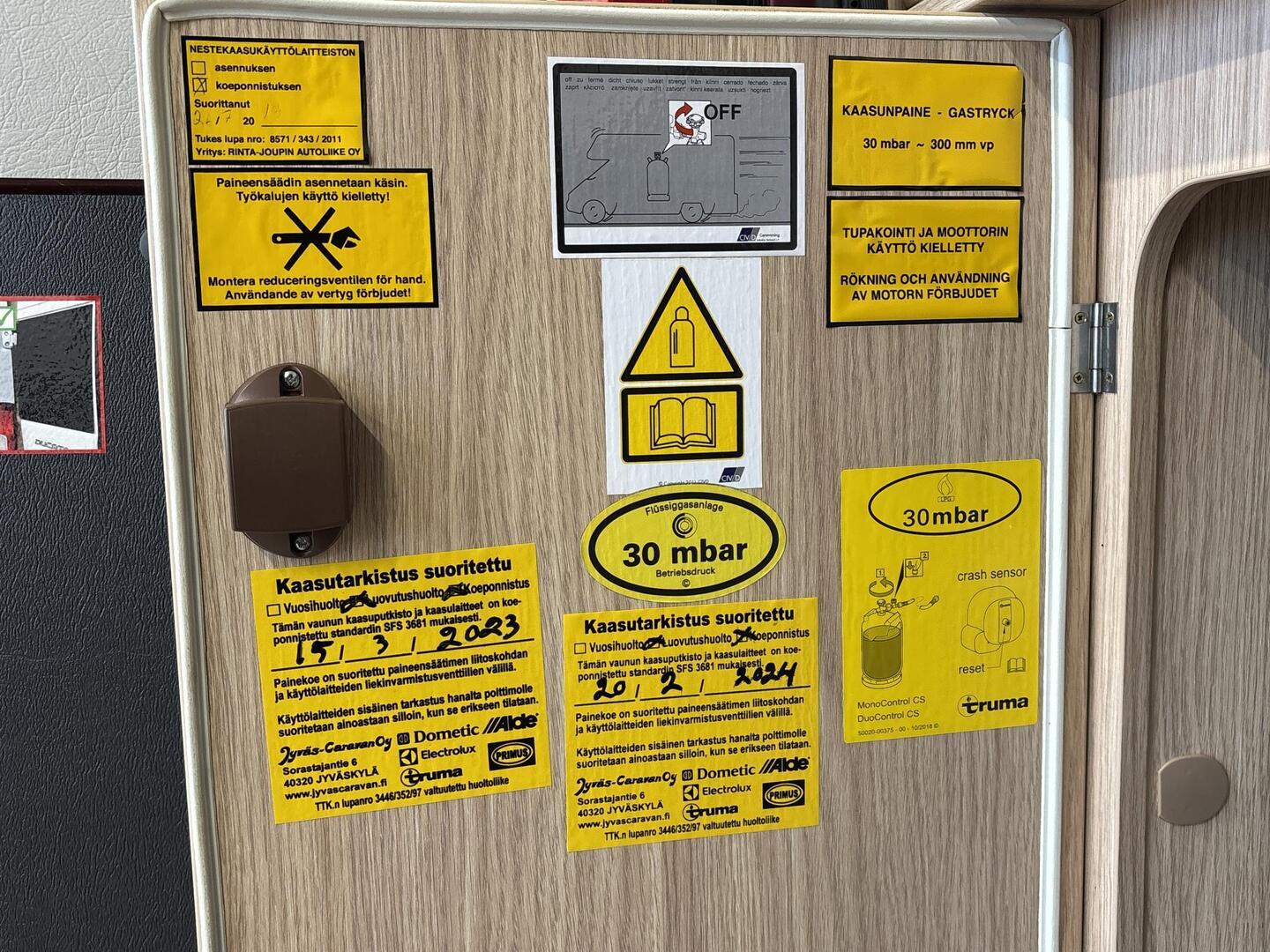 ROADCAR VAN R 600 2019