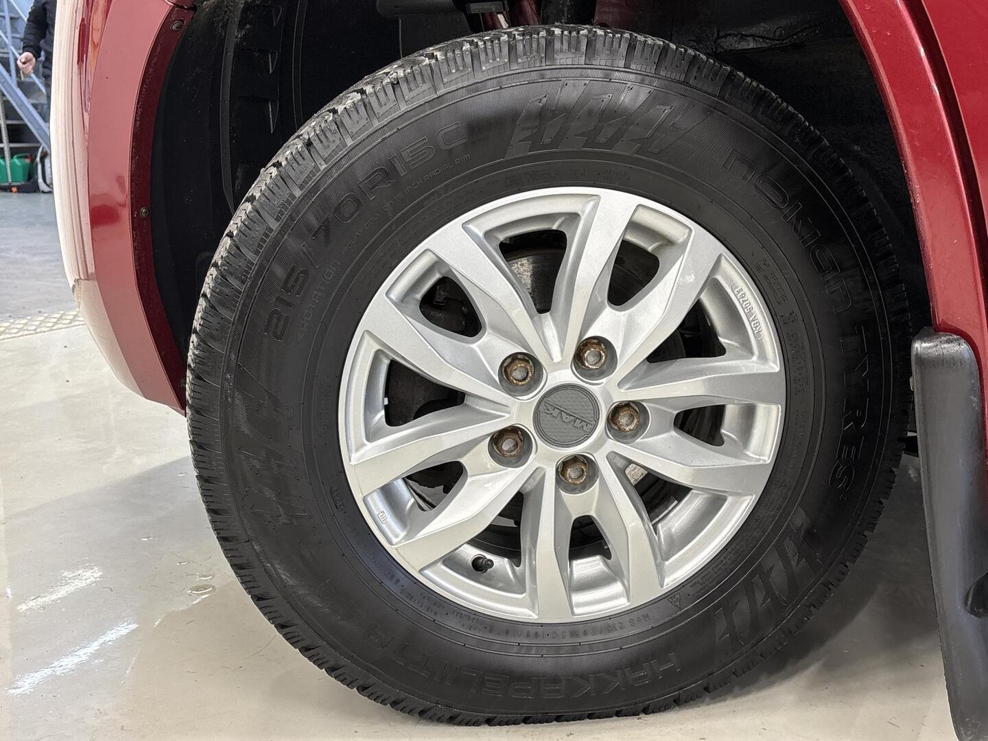 ROADCAR VAN R 600 2019