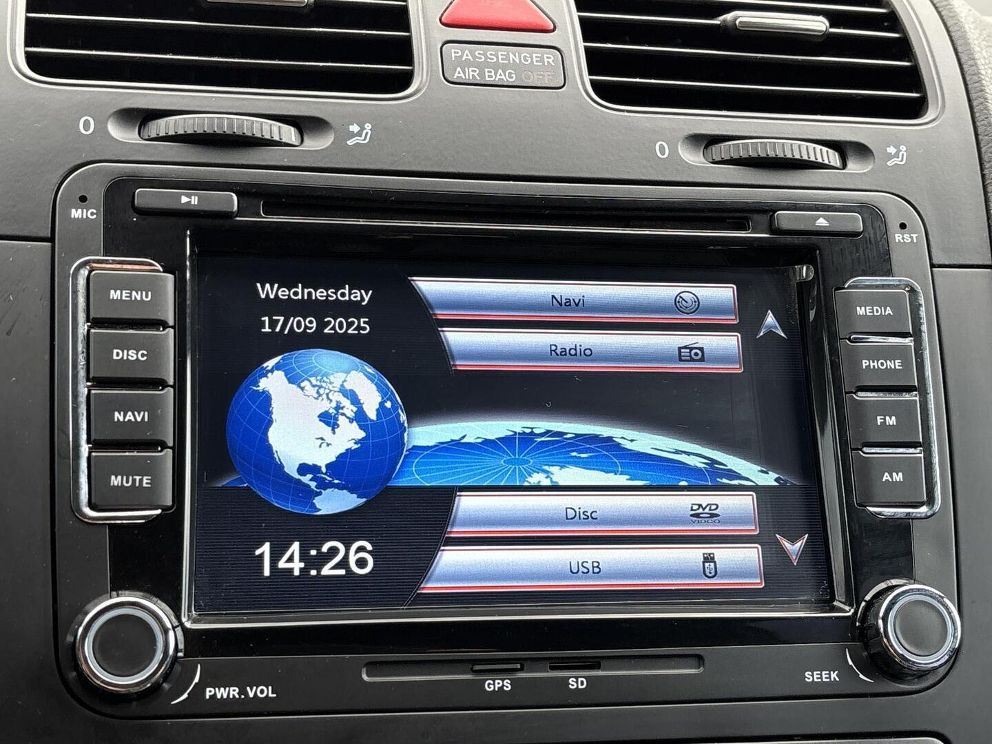 VOLKSWAGEN Golf 2007