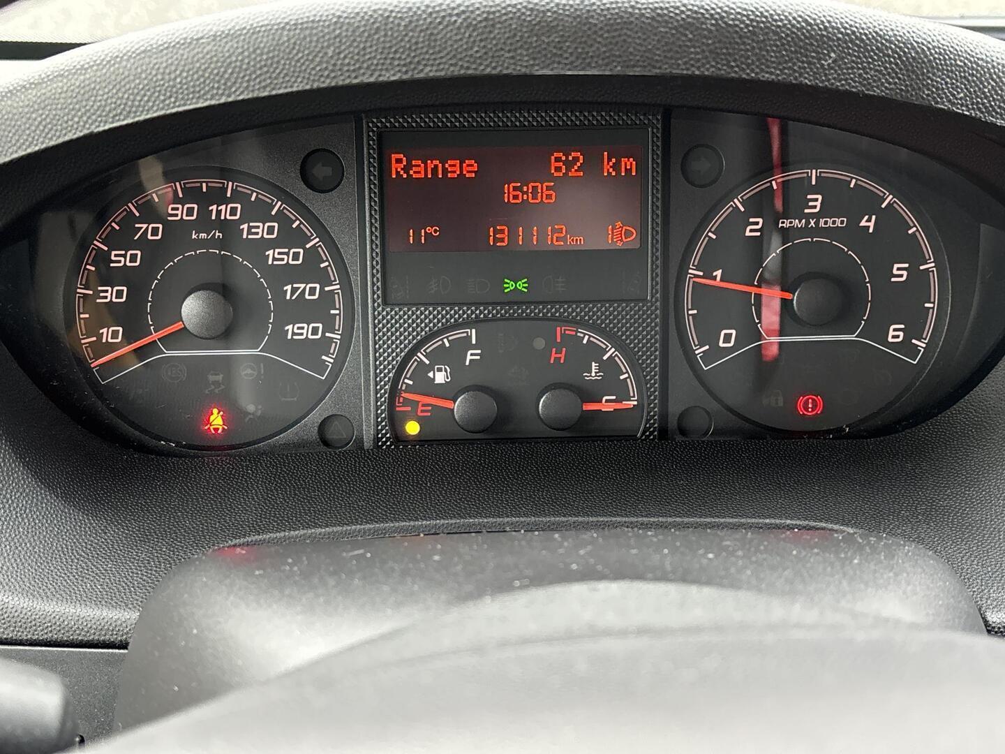 ROADCAR VAN R 600 2020