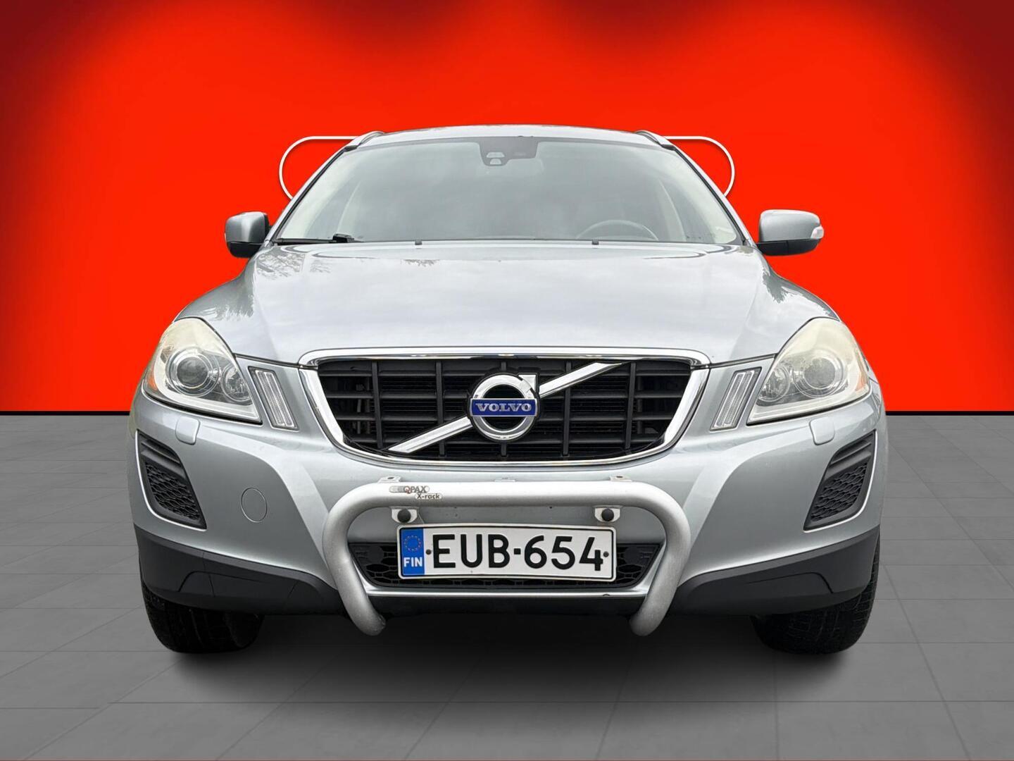 VOLVO XC60 2010