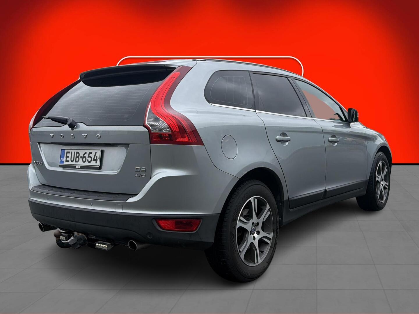 VOLVO XC60 2010