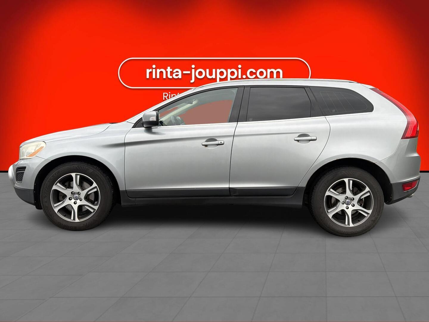 VOLVO XC60 2010