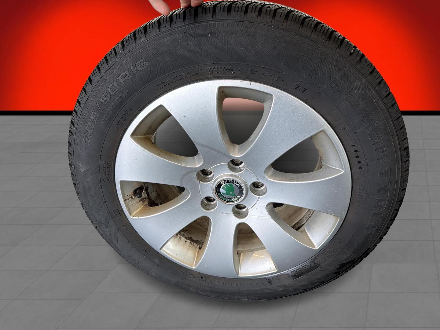 SKODA Yeti 2012