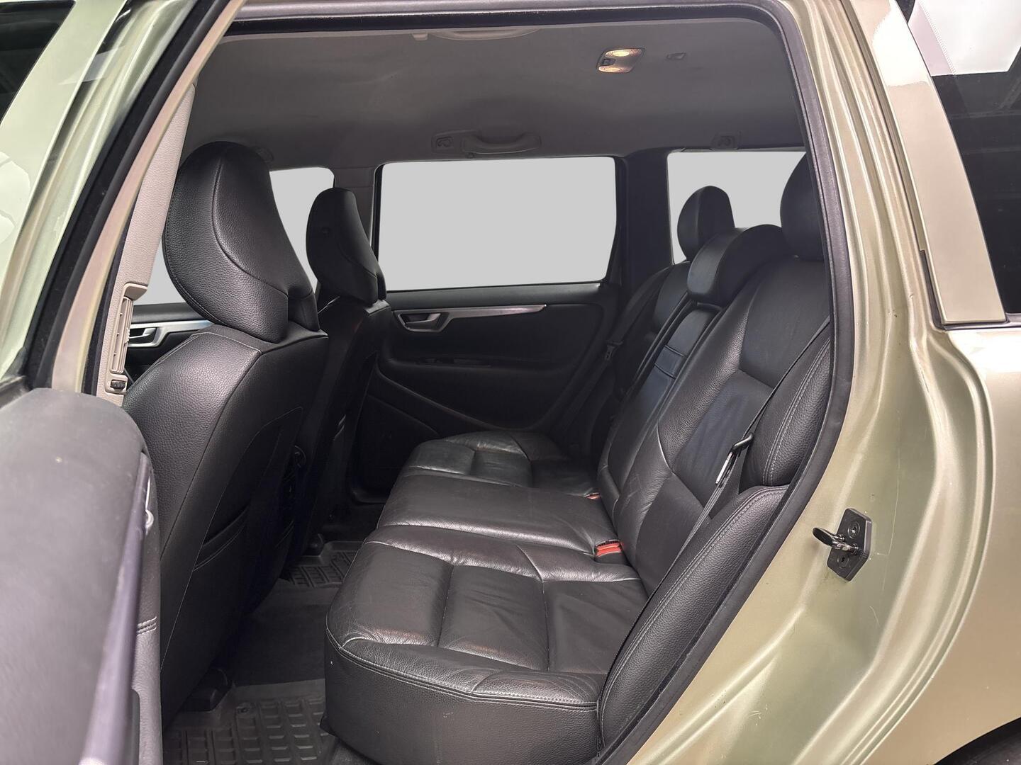 VOLVO V70 2007