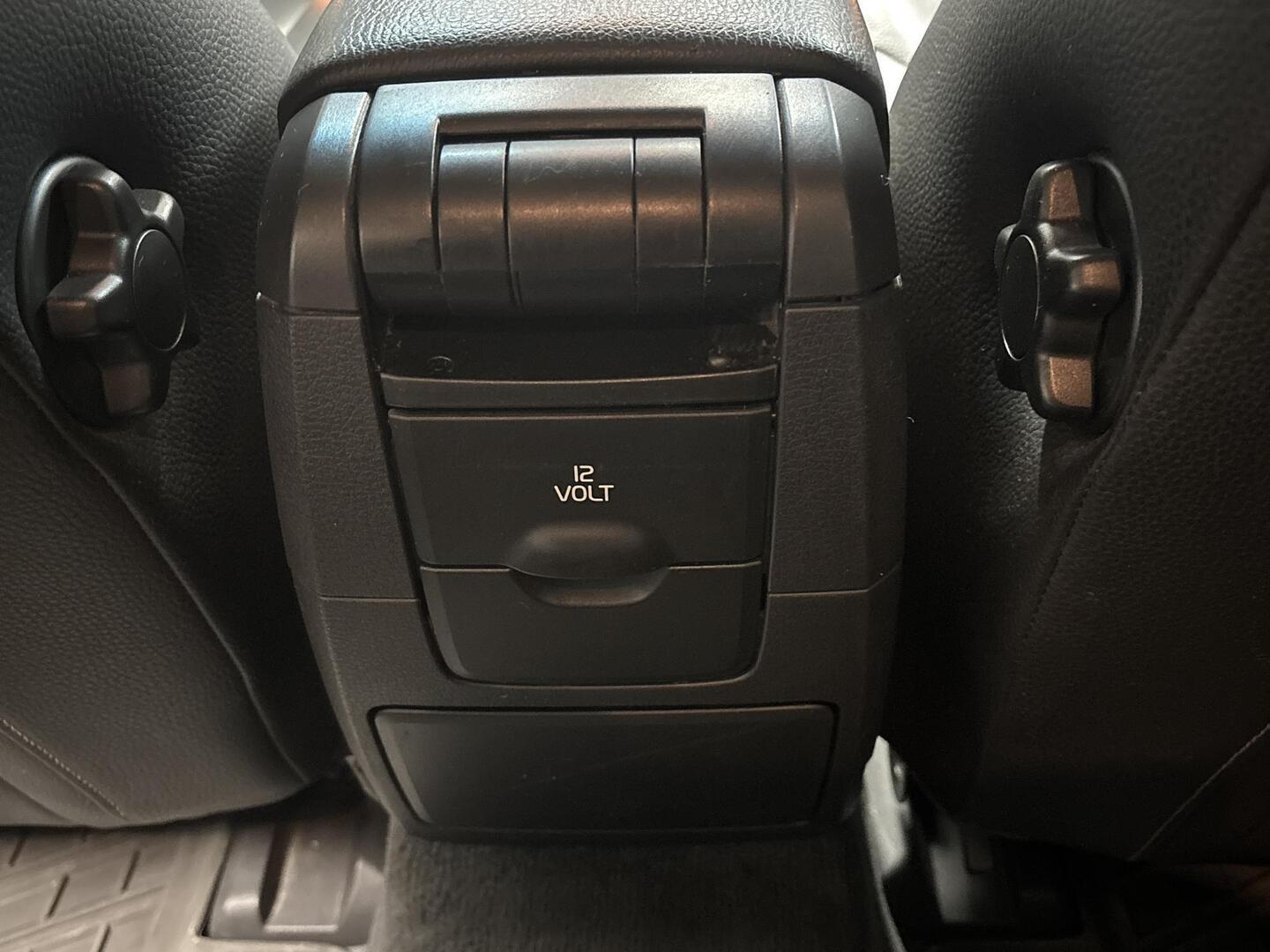 VOLVO V70 2007