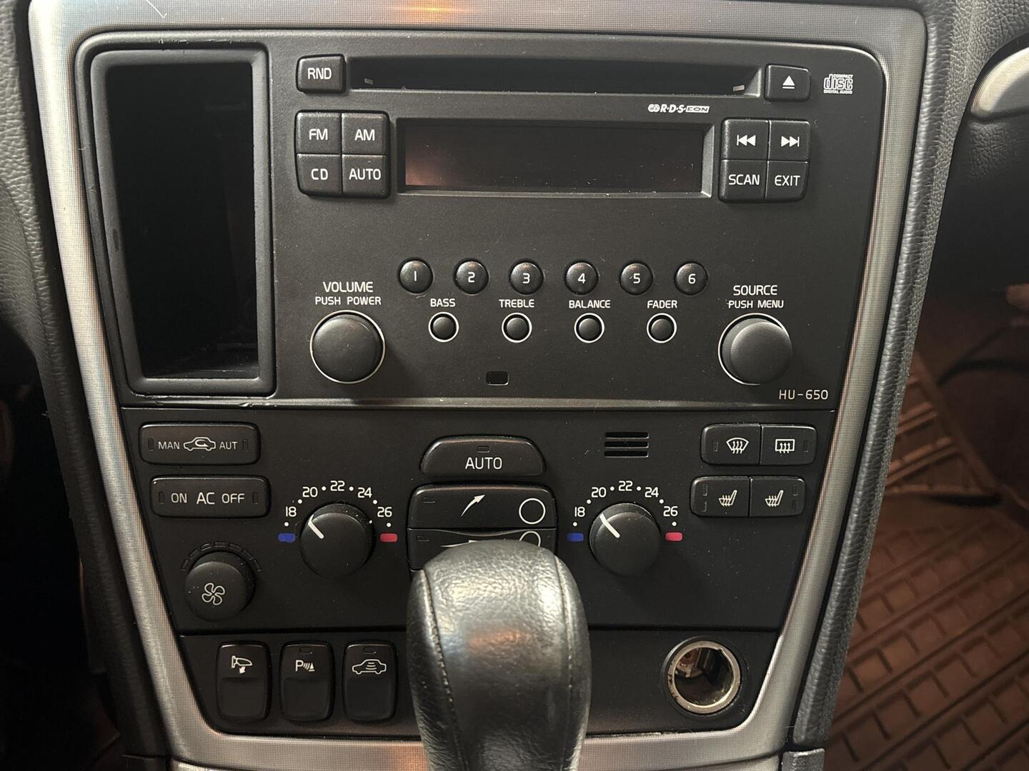 VOLVO V70 2007