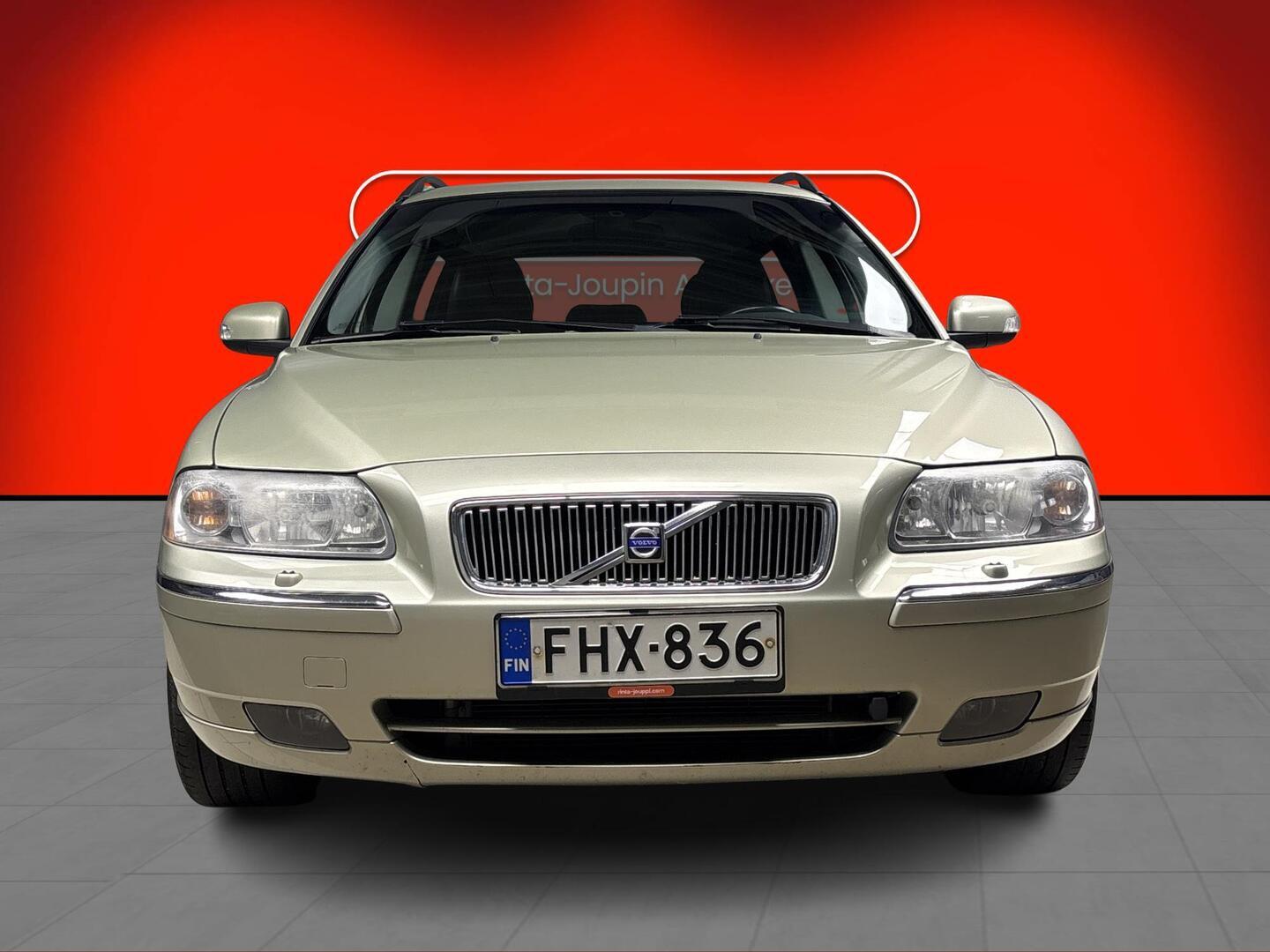 VOLVO V70 2007