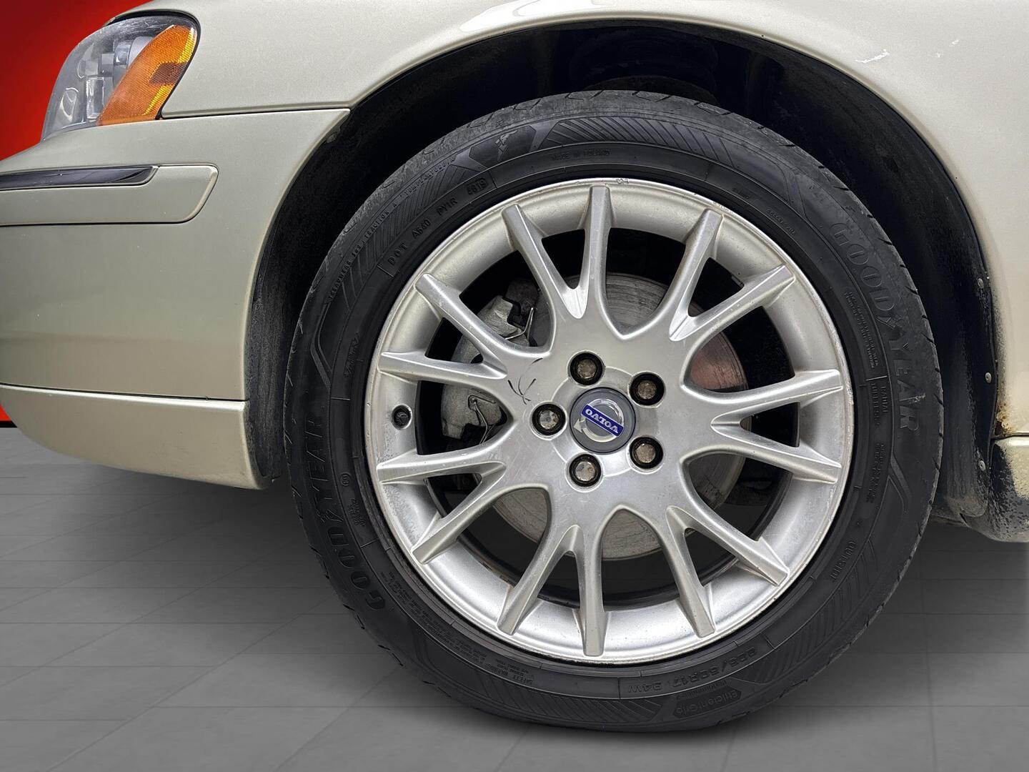 VOLVO V70 2007