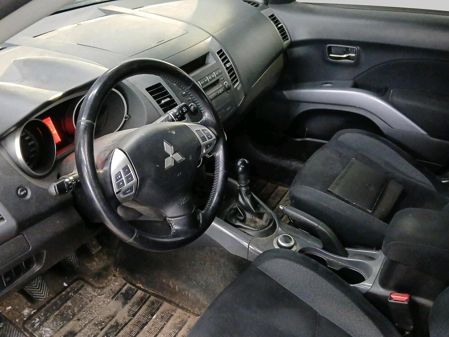 MITSUBISHI Outlander 2007