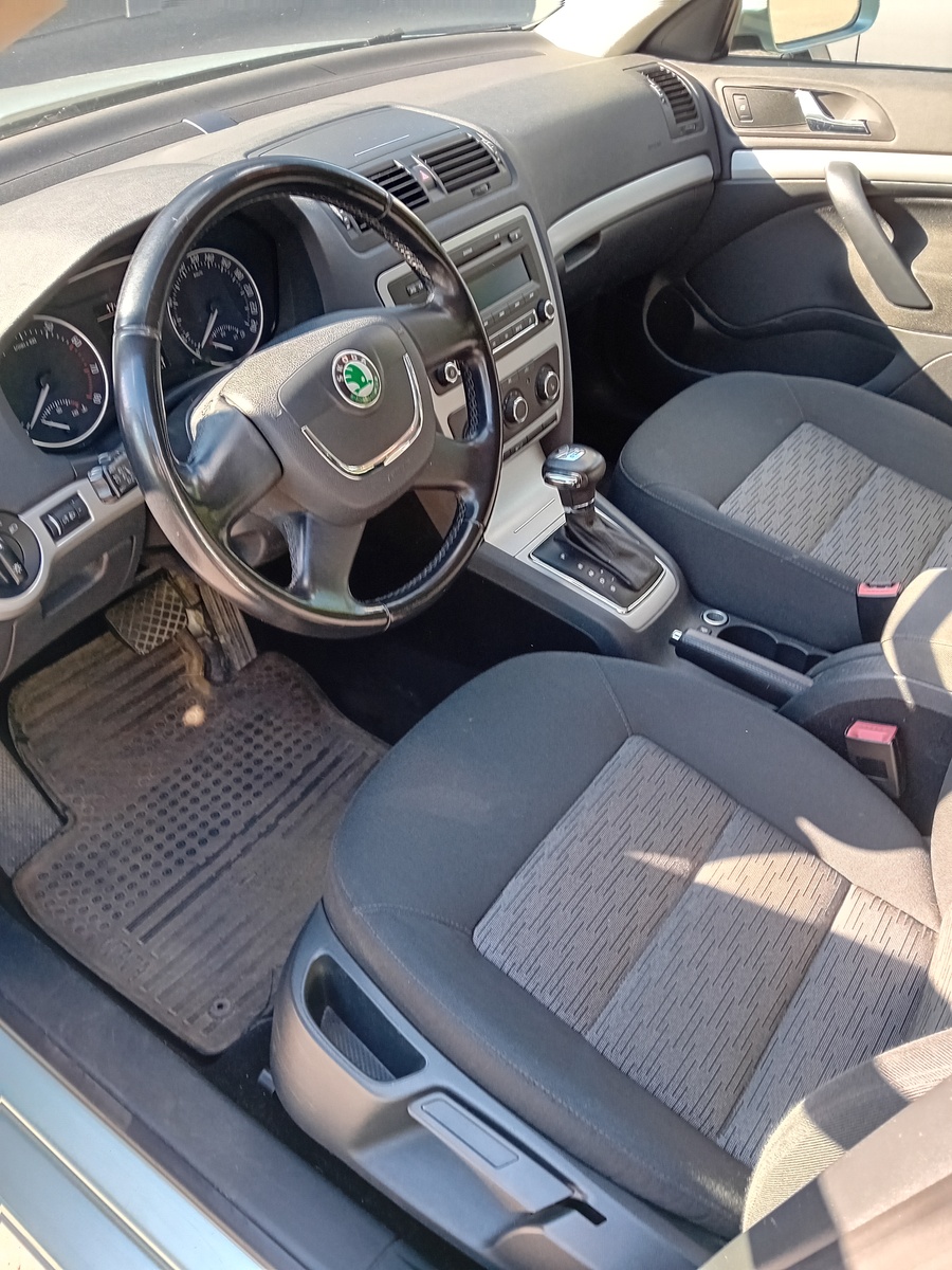 SKODA Octavia 2013